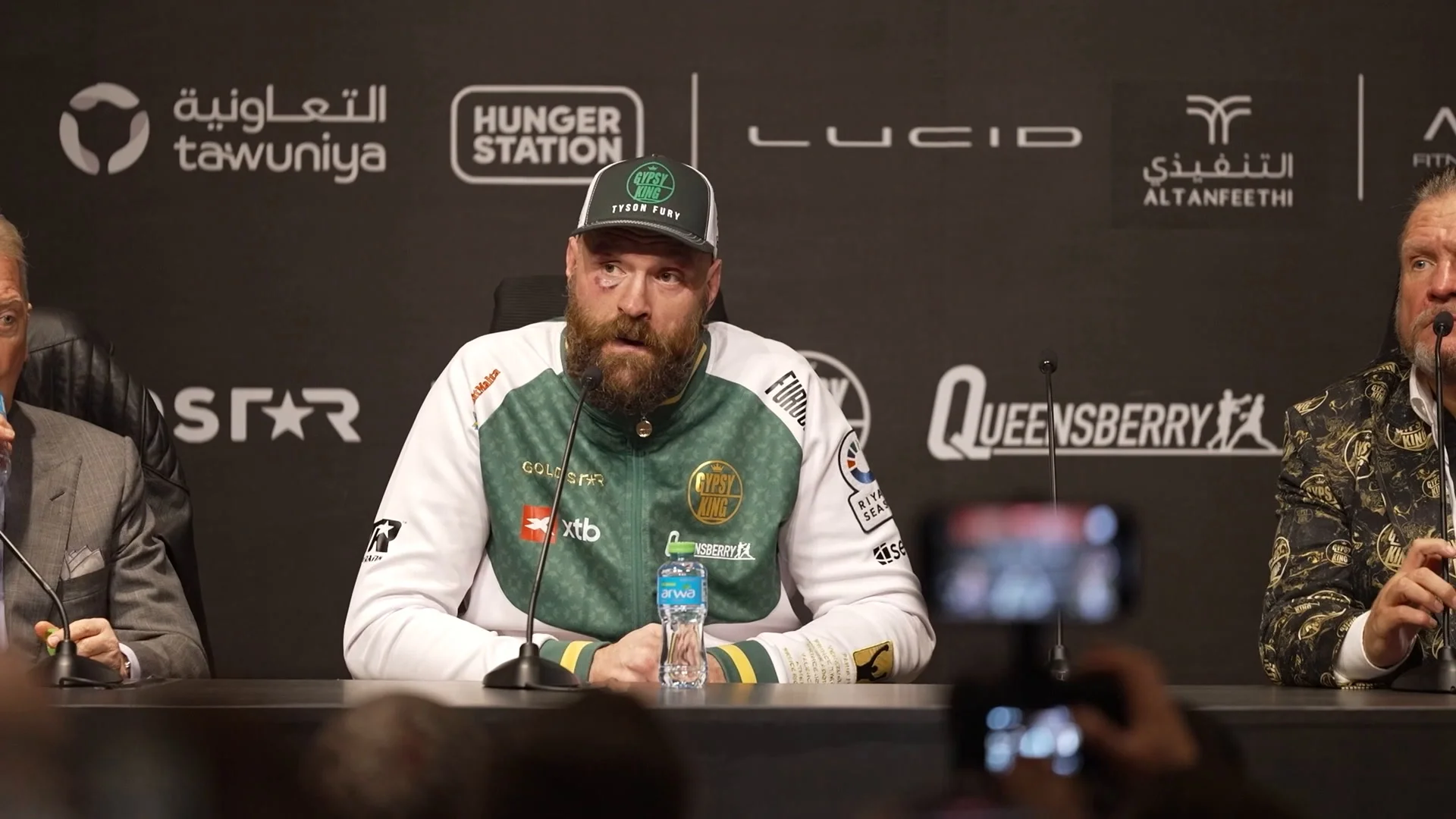 Fury calls unanimous points loss to Usyk a 'Christmas gift' from the judges
