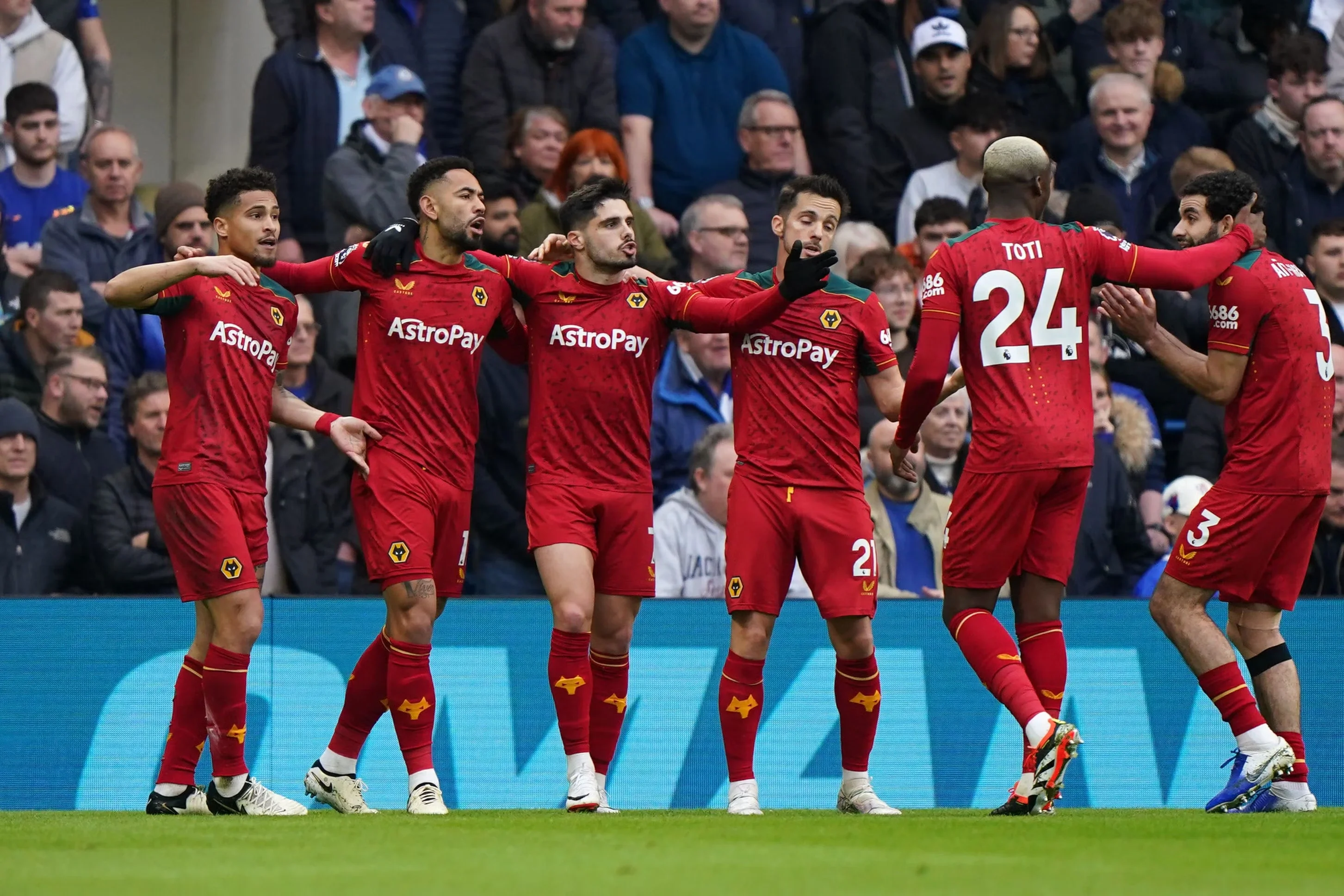 Chelsea 2-4 Wolves: Cunha hits hat-trick in Wolves demolition of Blues at Stamford Bridge