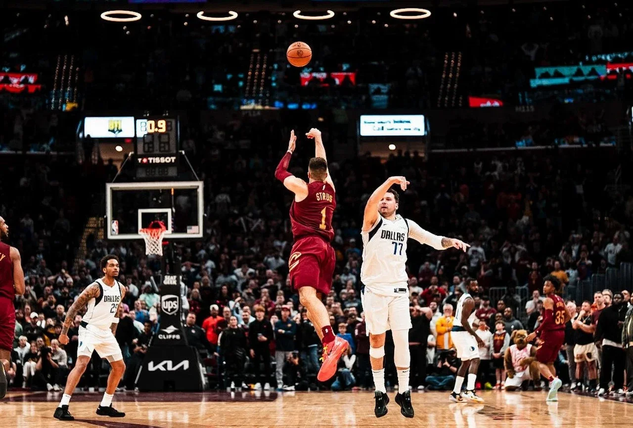 NBA roundup: Max Strus nets monster buzzer-beater as Cavaliers sink Mavericks