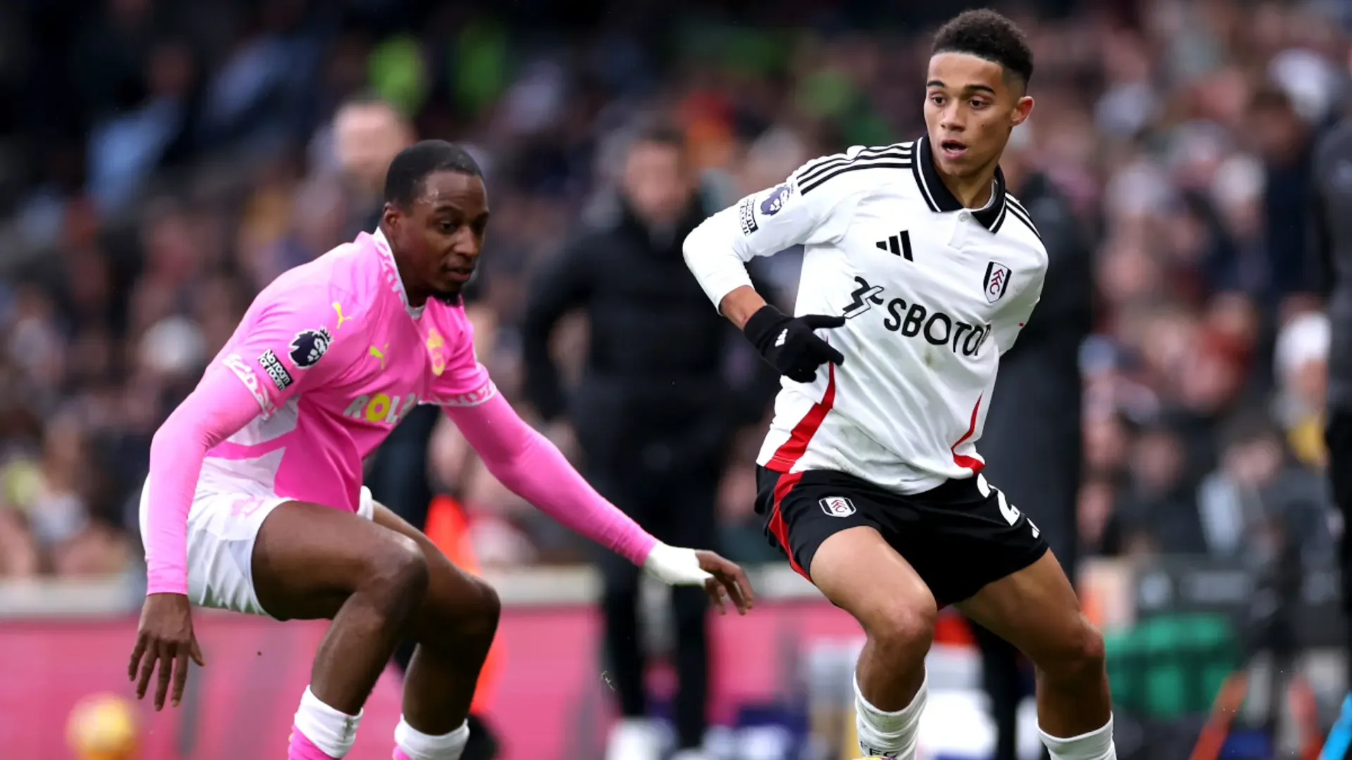 Fulham 0-0 Southampton: Struggling Saints hold on for valuable point against in-form Cottagers