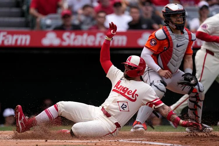 MLB roundup: Angels beat Astros, as Mets edge Phillies