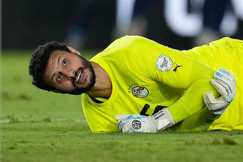 Egypt goalkeeper Mohamed El Shenawy ruled out of AFCON after dislocating shoulder
