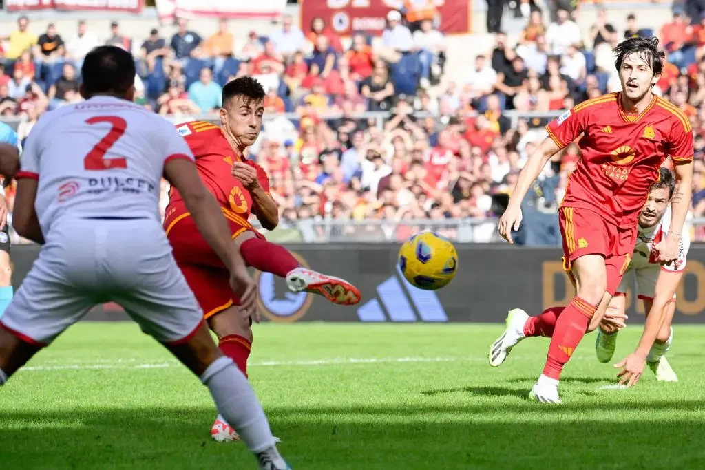 Roma defeats ten-man Monza thanks to a late goal from El Shaarawy.
