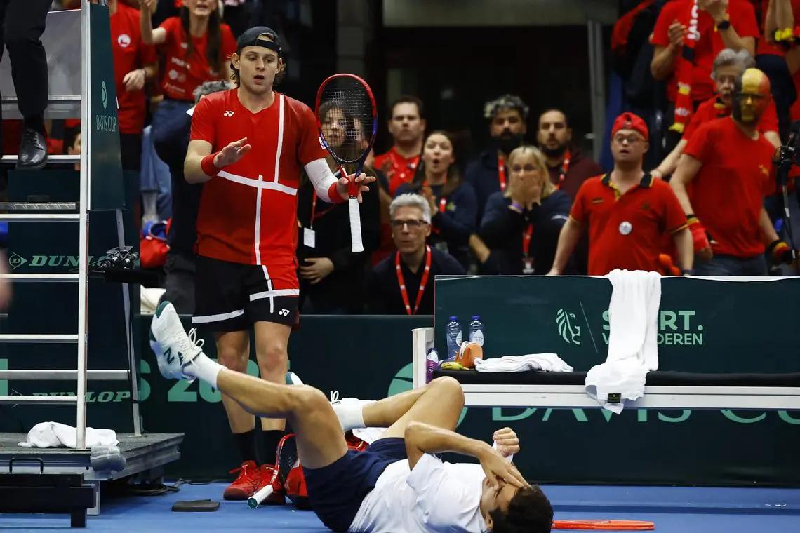  Belgium clinch controversial Davis Cup win over Chile as France and Spain advance