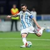 Argentina 3-2 Egypt: Late comeback seals quarter-final spot