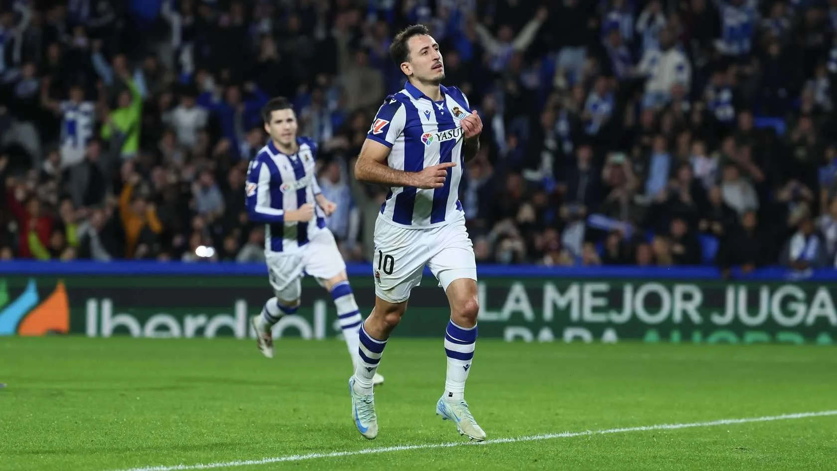 Real Sociedad 2-0 Real Betis: Oyarzabal on target as Erreala defeat Betis to move into the top half 
