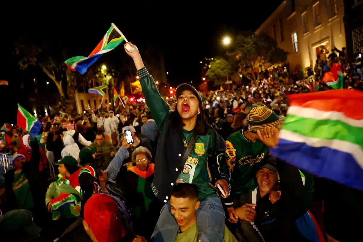 South Africans call for holiday after Rugby World Cup success