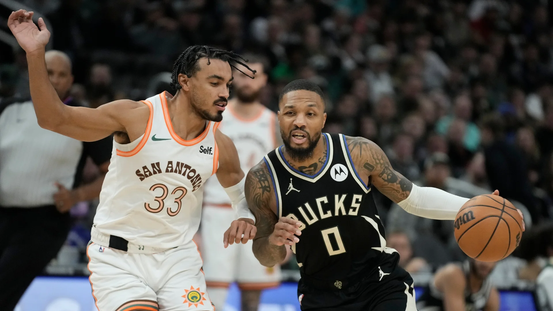 Damian Lillard joins 20,000-point club as Bucks defeat Spurs 132-119