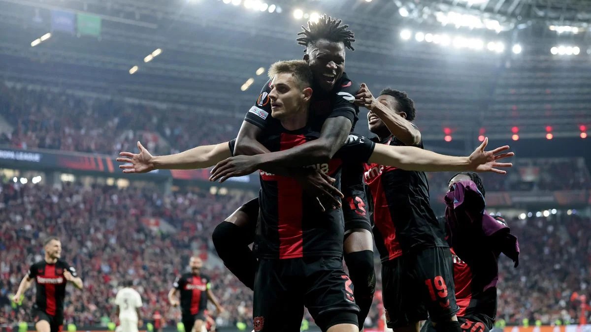 Bayer Leverkusen 2-2 AS Roma (4-2 agg): Leverkusen produce another late comeback to draw with Roma and progress to Europa League Final