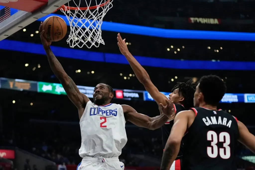 Clippers defeat Blazers 132-127 for fourth consecutive victory