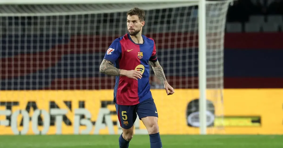Osasuna challenge Barcelona's use of Inigo Martinez, citing FIFA regulations