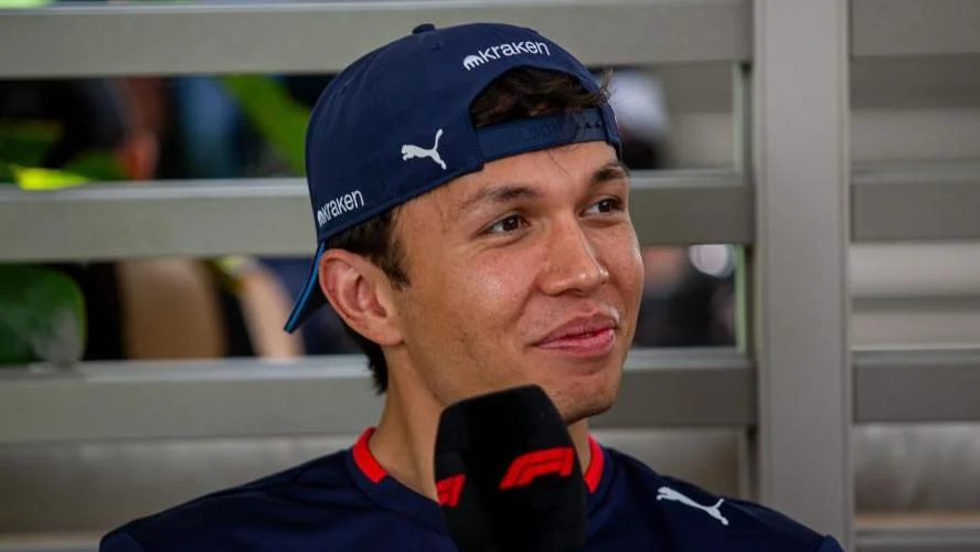 Alex Albon signs new multi-year F1 contract extension with Williams