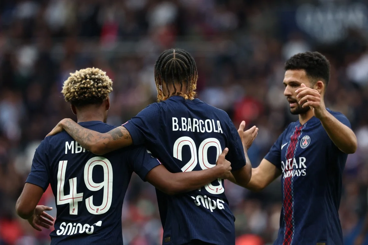 PSG beat 10-man Marseille 2-1 in Ligue 1 clash at Vélodrome