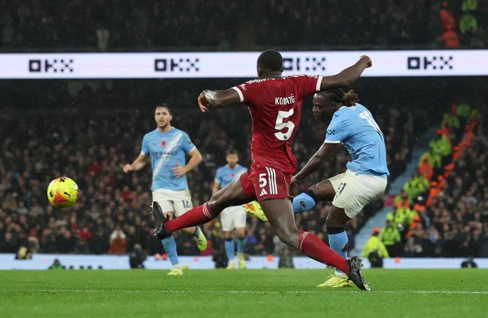 Manchester City dominate Liverpool as Pep Guardiola reaches 1,000th game milestone