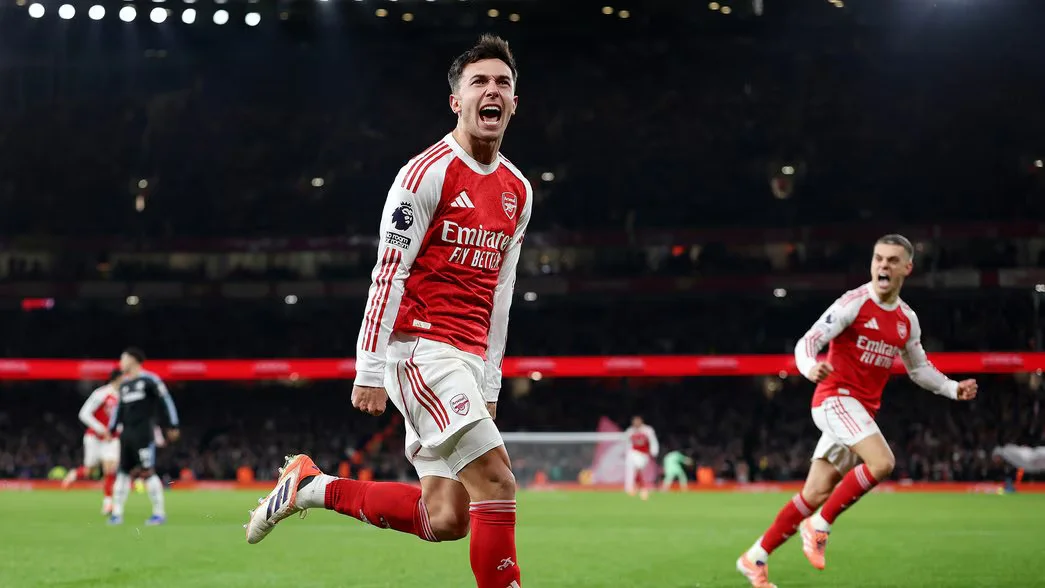 Arsenal storm past Aston Villa to finish 2025 top of the Premier League