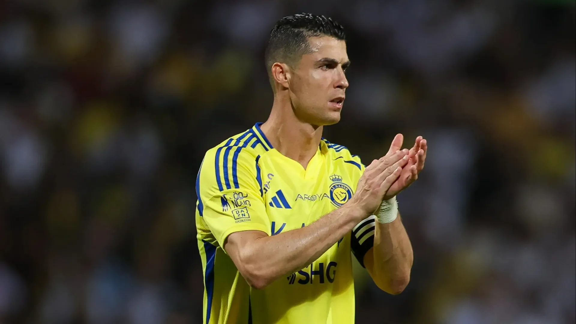 Cristiano Ronaldo apologizes for delayed kickoff in Al Nassr's victory over Al-Wehda in Saudi Arabia