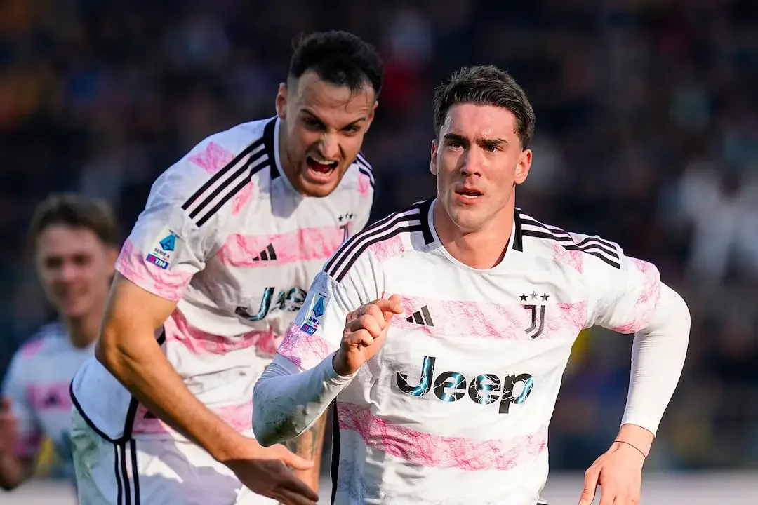 Frosinone 1-2 Juventus: Juve score late winner to keep pressure on Inter at the top of Serie A