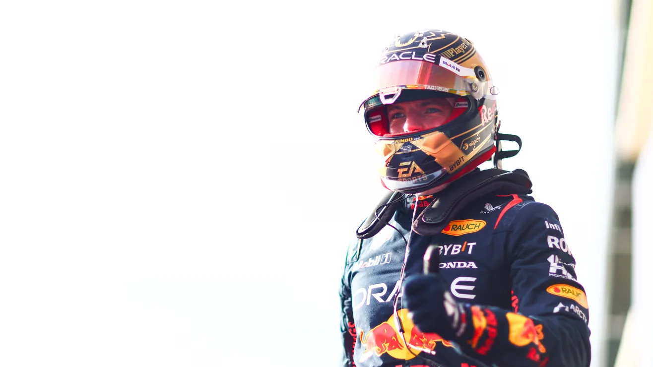 Verstappen dominates to beat Hamilton and Leclerc to victory in Austin Sprint