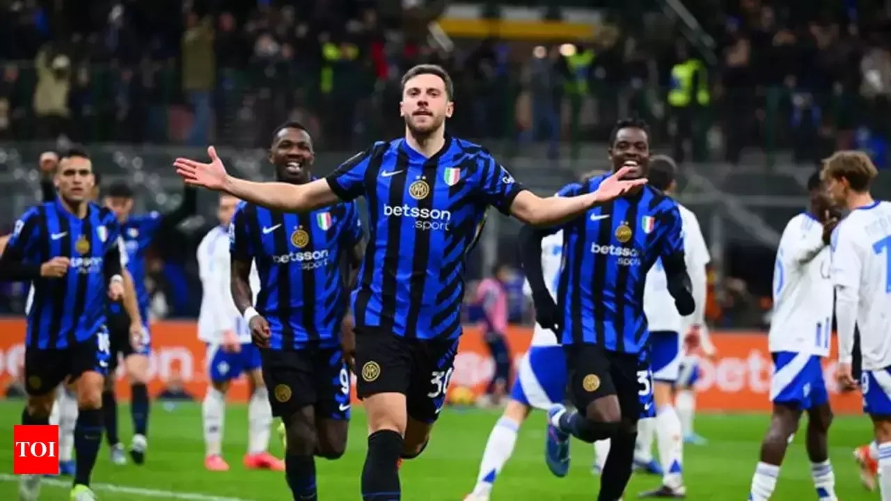 Inter Milan 2-0 Como: Nerazzurri ease past visitors to keep pace with league leaders