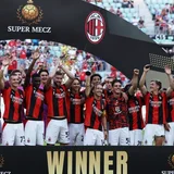 Man Utd Lose 4-2 to AC Milan in Pre-Season Finale