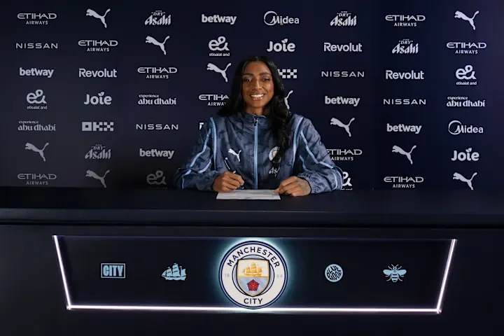 Manchester City Women sign Brazil star Kerolin Nicoli