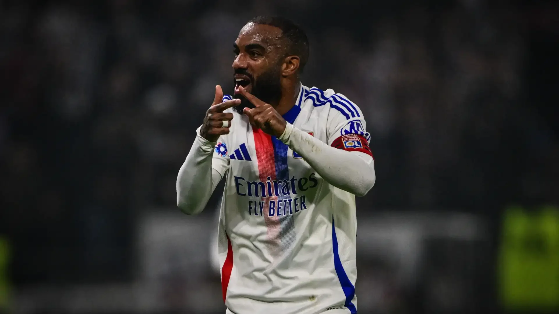 Olympique Lyonnais 1-0 Saint-Etienne: Lacazette on target as Lyon defeat St Etienne in Rhone-Alpes derby