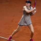 Rybakina outclasses Muchova to win Stuttgart Title