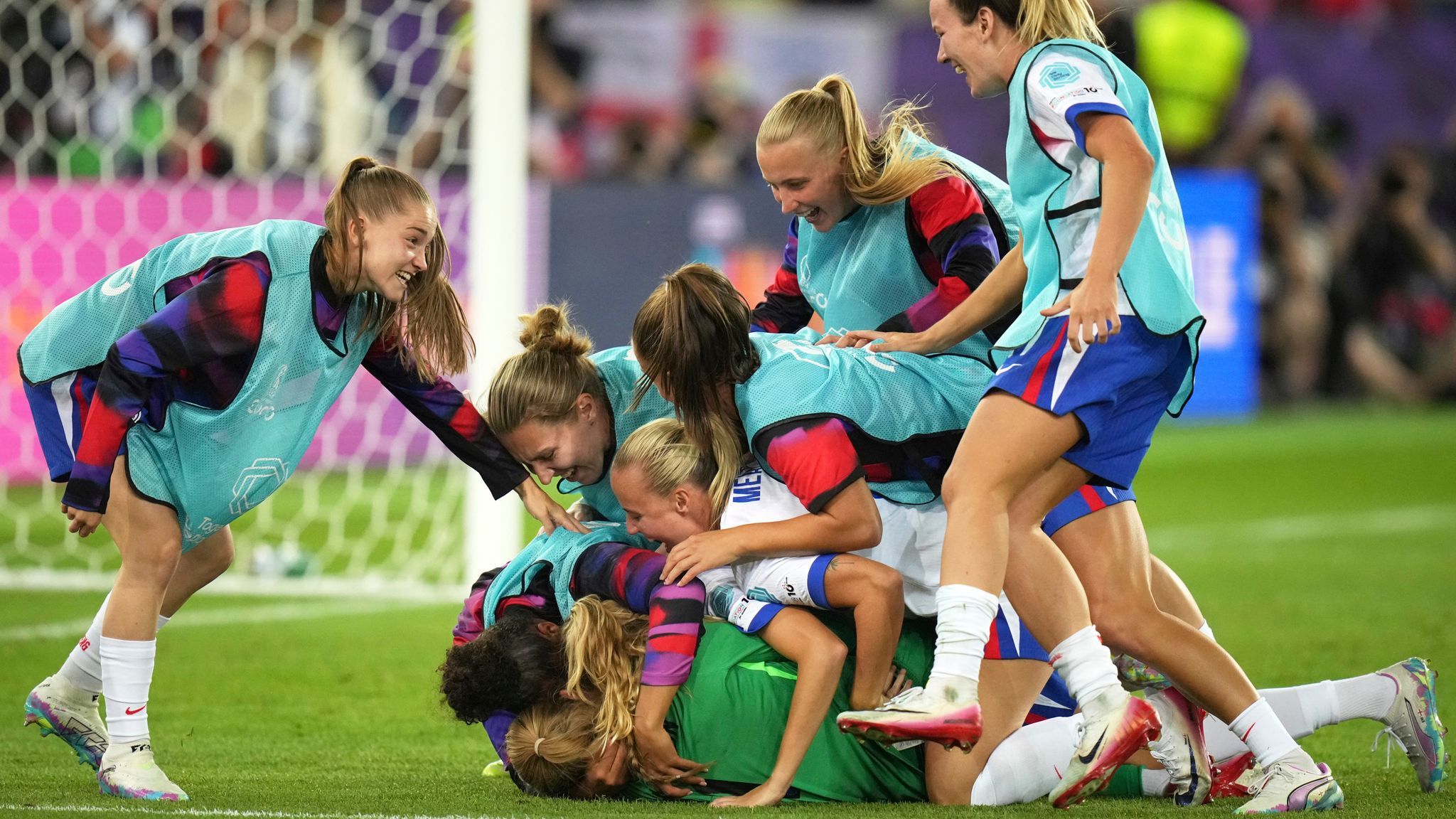 England's Lionesses roar into Euro 2025 Semifinals after crazy penalty shoot-out against Sweden