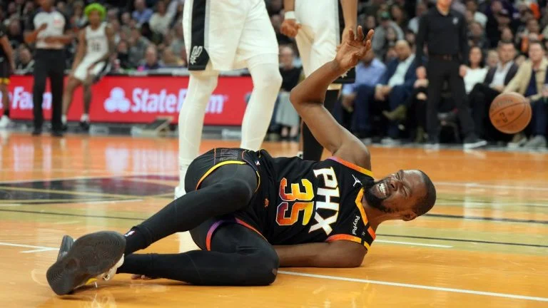Suns to be without Durant for at least a week following left ankle injury
