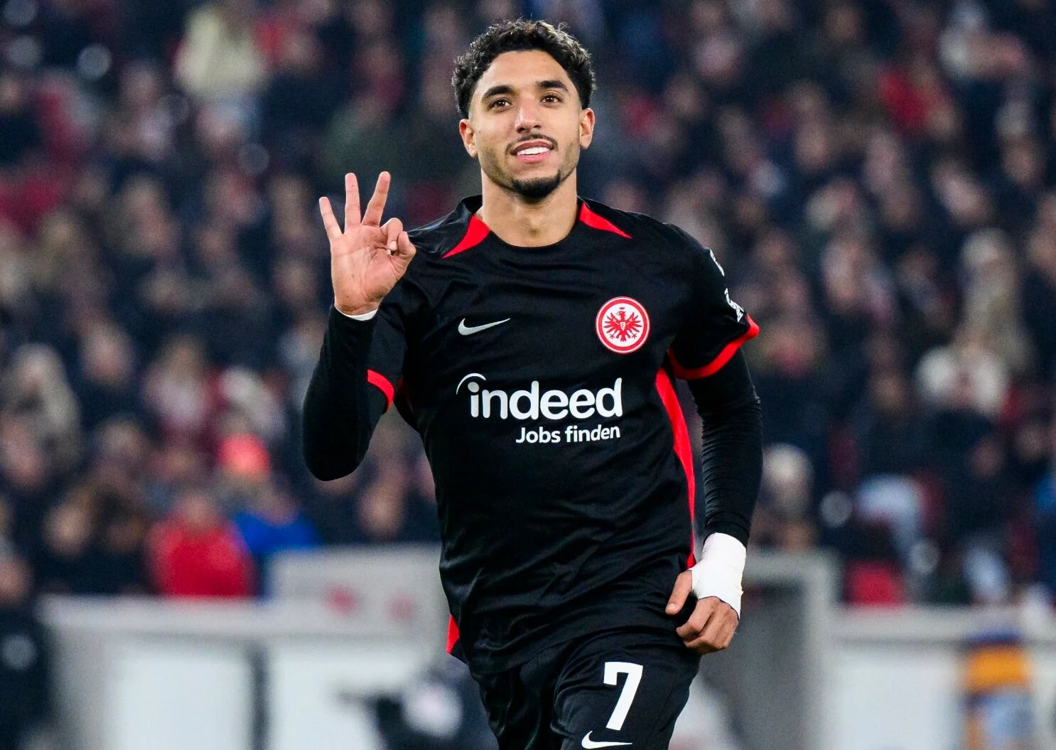 Heidenheim 0-4 Eintracht Frankfurt: Marmoush at the double as Frankfurt ease past hosts