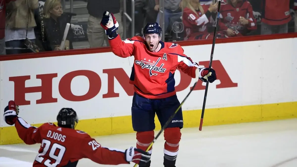 NHL roundup: Capitals surge back to take 2-0 series lead