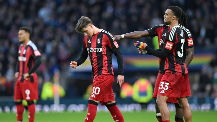 Tottenham 1-1 Fulham: Cairney rescues point for Cottagers before seeing red