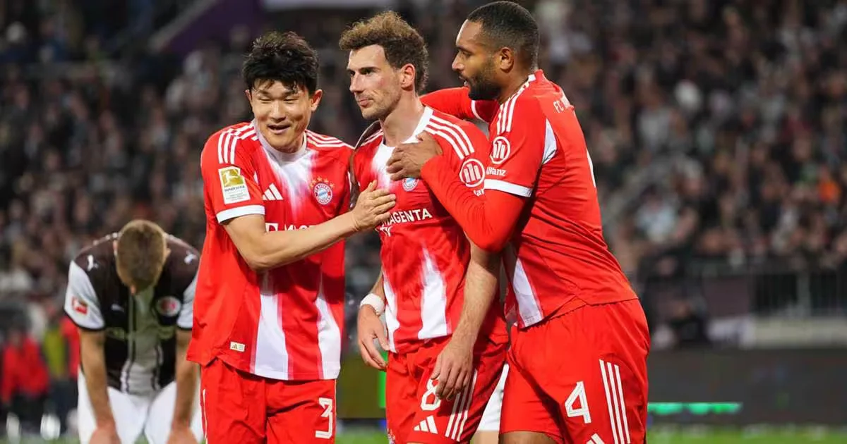 Bayern smash Bundesliga record, move closer to title with 5-0 rout
