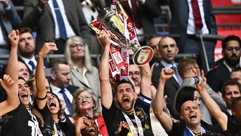 Southampton gain promotion to Premier League after Championship playoff victory over Leeds