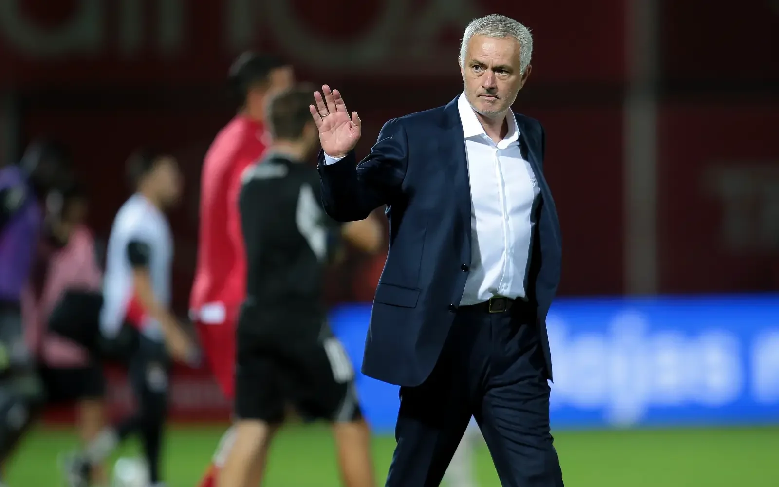 Mourinho begins Benfica stint with convincing 3-0 win over AVS