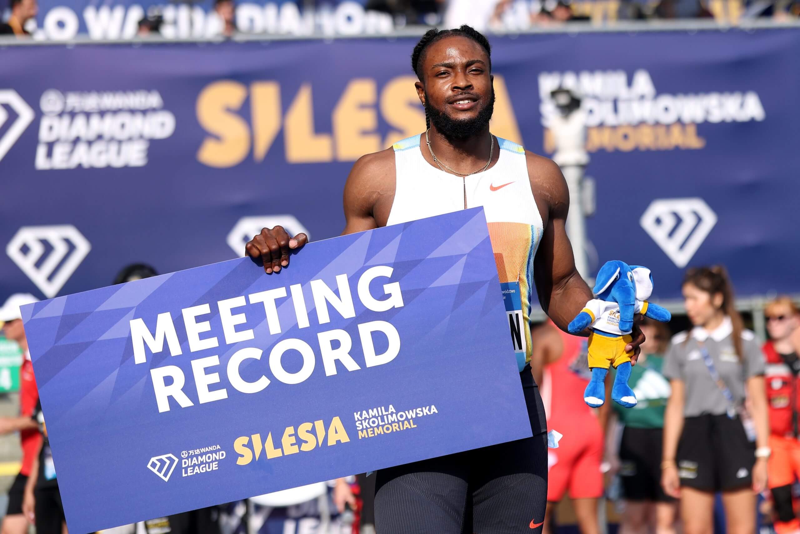 Thompson defeats Lyles in 100m thriller at Silesia Diamond League meeting