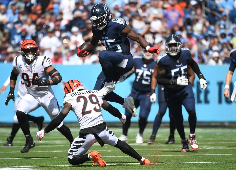 Titans rout Burrow, Bengals 28 - 3