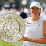 Swiatek beats Anisimova to win first Wimbledon title
