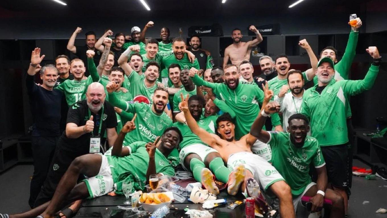 St Etienne seal dramatic return to French Ligue 1
