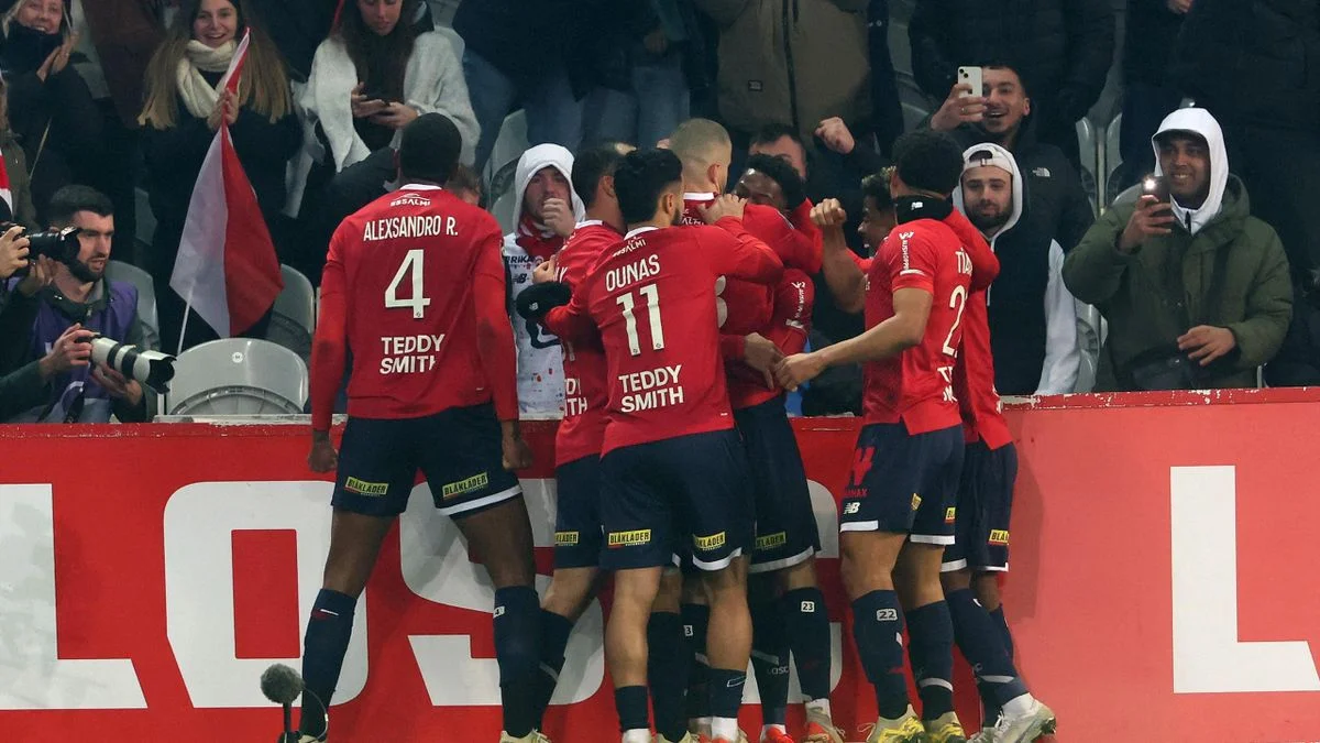 Lille 1-1 PSG: Hosts snatch last-grasp draw as league leaders stumble