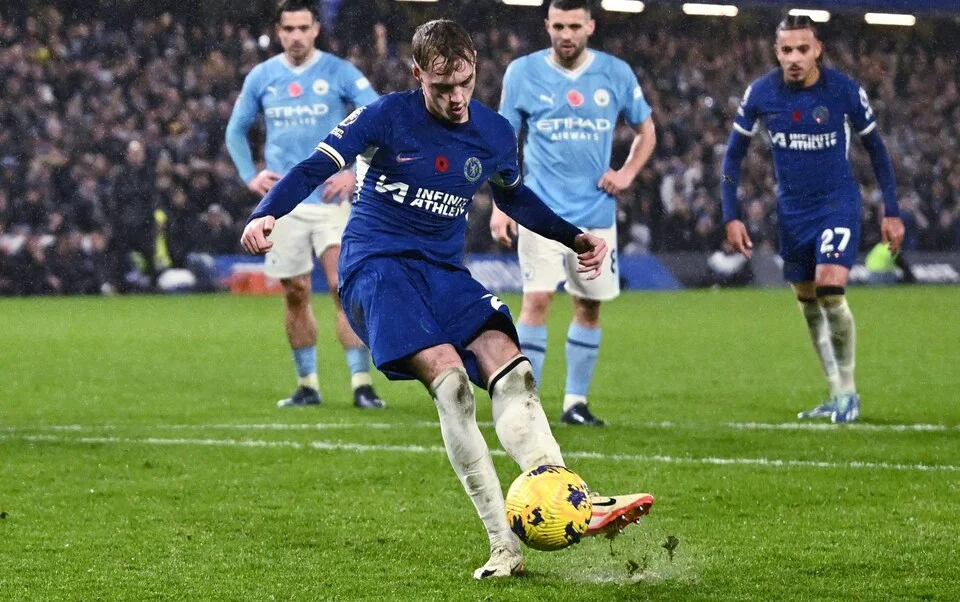 Chelsea 4-4 Manchester City: Cole Palmer haunts former club in eight-goal thriller