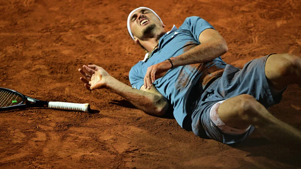 Zverev bounces back to defeat Fritz to reach Italian Open semi-final