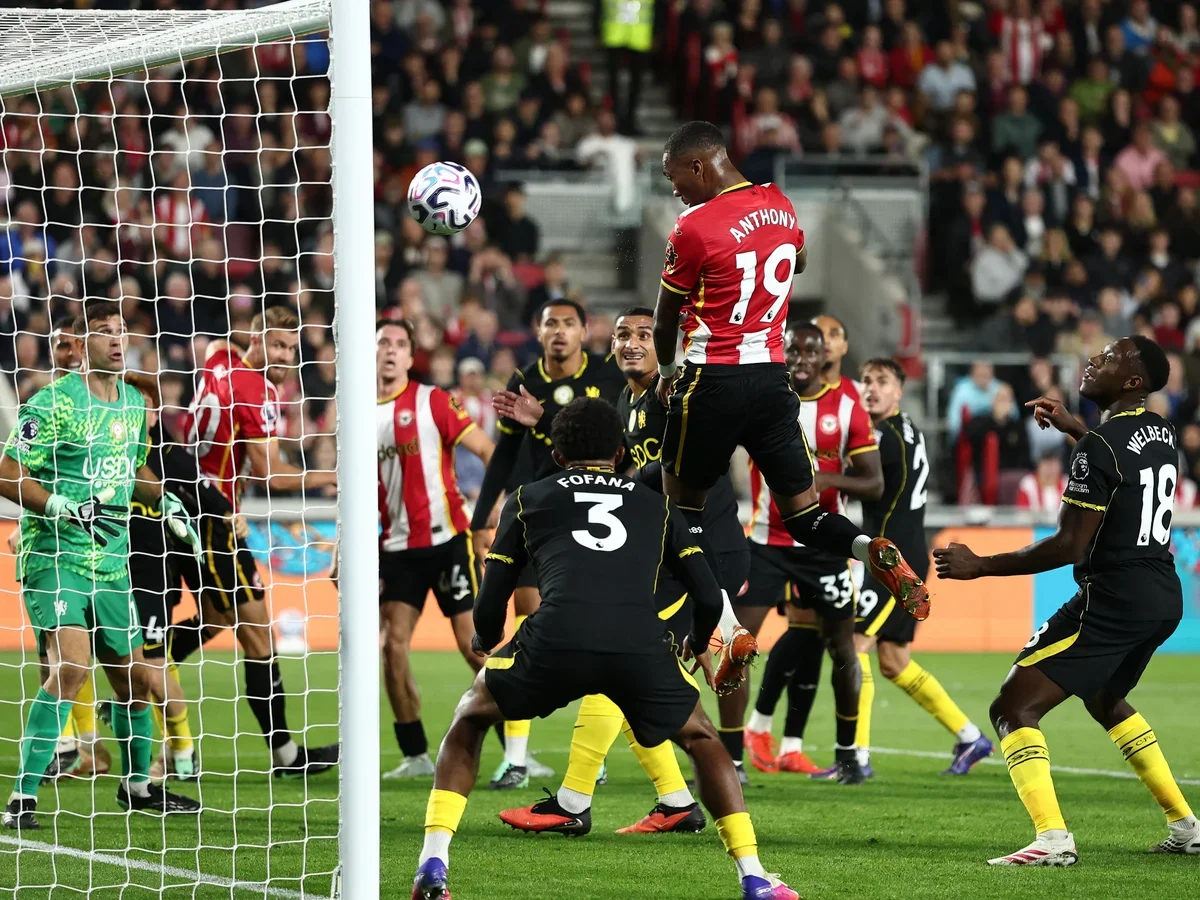 Brentford 3-0 Chelsea: Bees seal historic win as Blues collapse