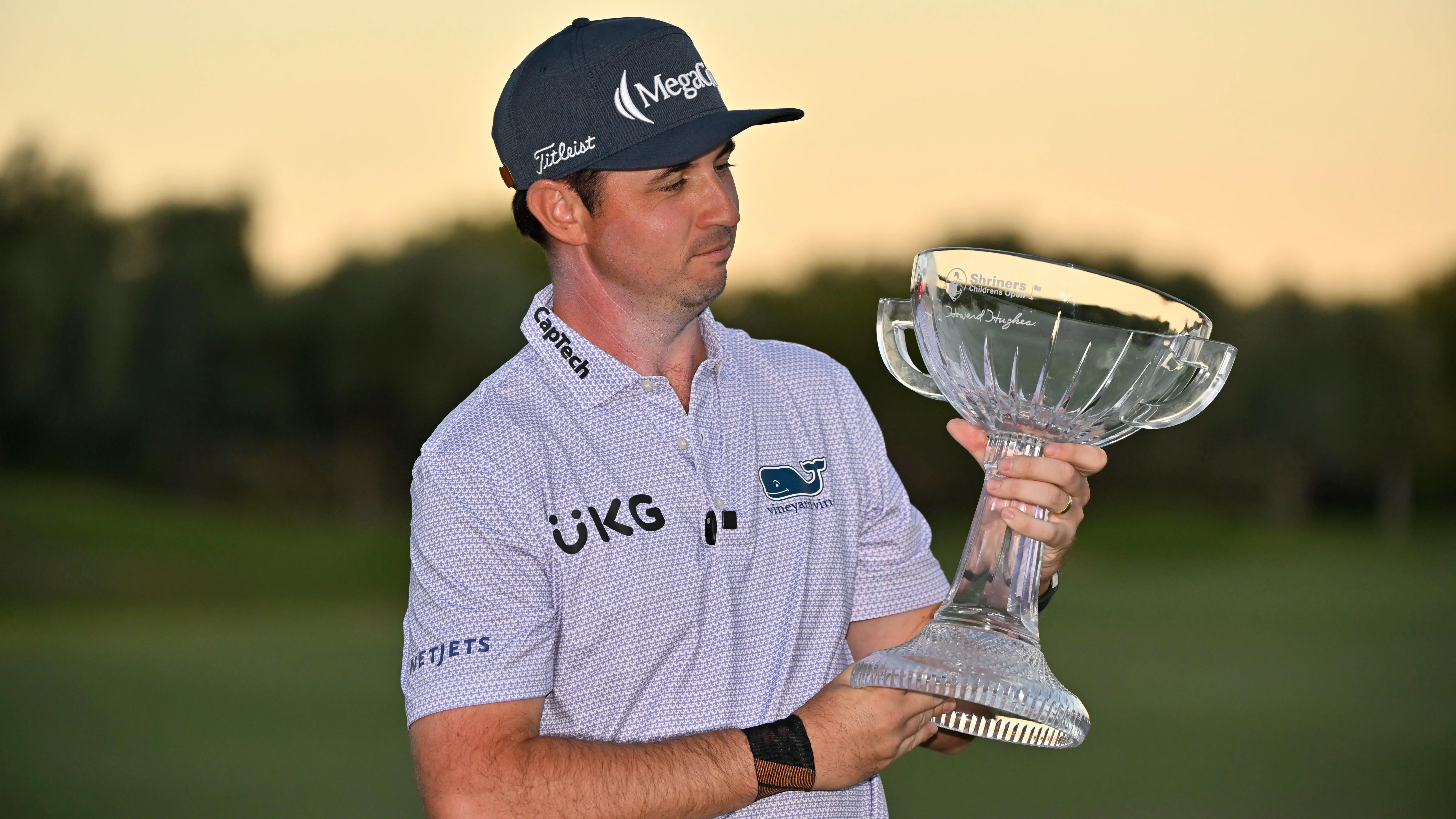 Poston holds off Ghim's challenge to secure PGA Tour victory in Las Vegas