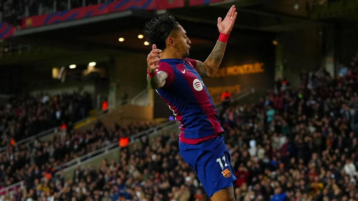 Barcelona 1-0 Las Palmas: Raphinha's second-half header earns Blaugrana narrow win over 10-man visitors