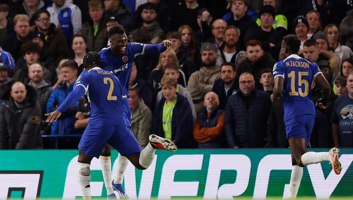 Benoit Badiashile scores on his return as Chelsea defeats Blackburn 2-0 to advance to the Carabao Cup quarter-finals.
