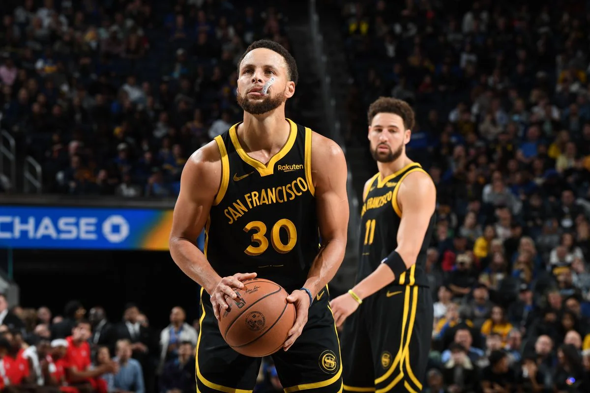 Warriors defeat Rockets to snap six-game losing streak