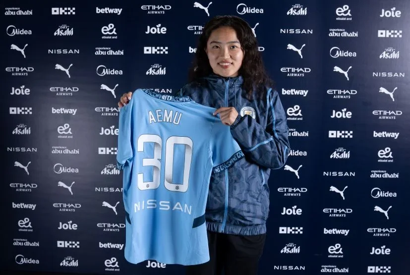 Japan's Aemu Oyama joins Manchester City Women