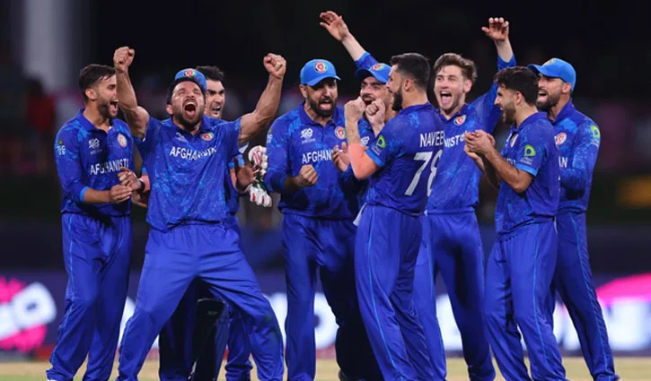 Inspired Afghanistan stun Australia, keep World Cup semi-final hopes alive