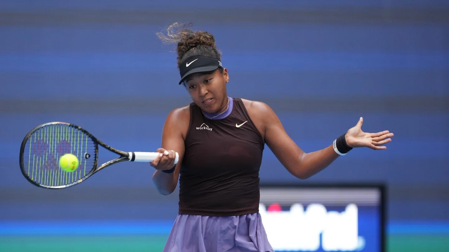 Osaka cruises through opening round at China Open with new coach